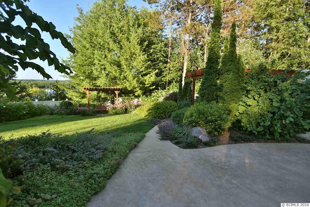 34490 381st, Bellevue, IA 52031
