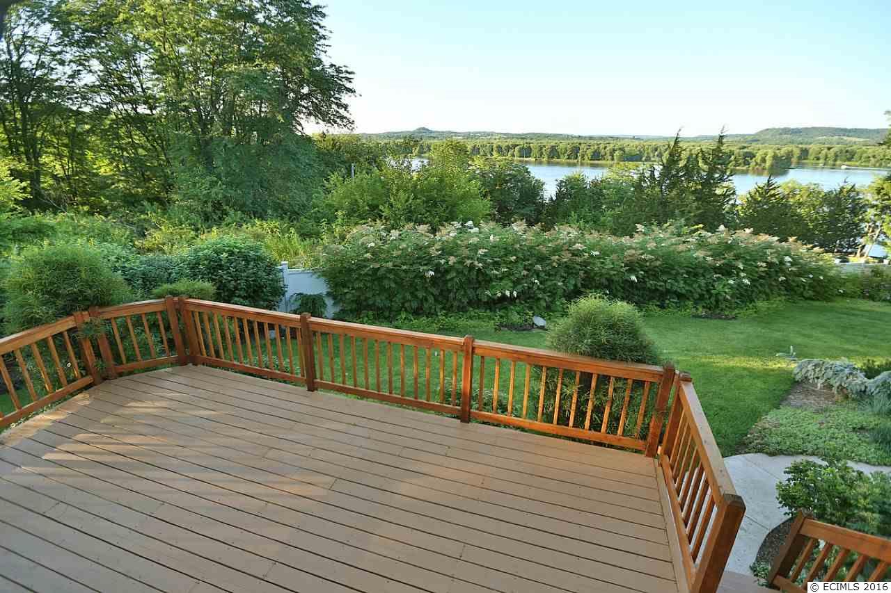 34490 381st, Bellevue, IA 52031