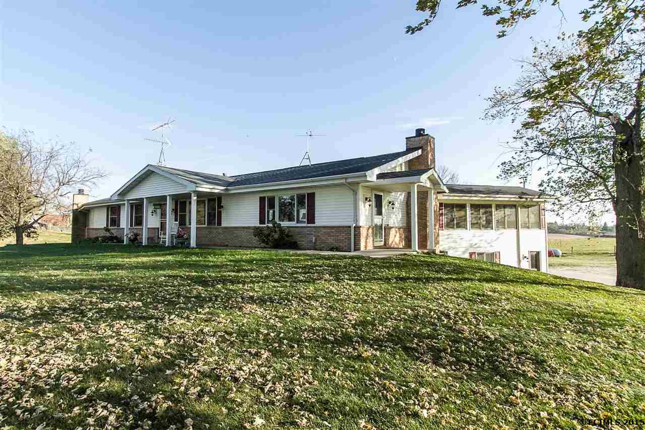 242 McCarthy, Bernard, IA 52033