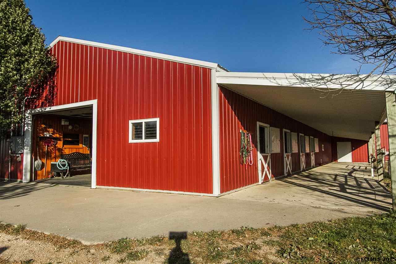 242 McCarthy, Bernard, IA 52033