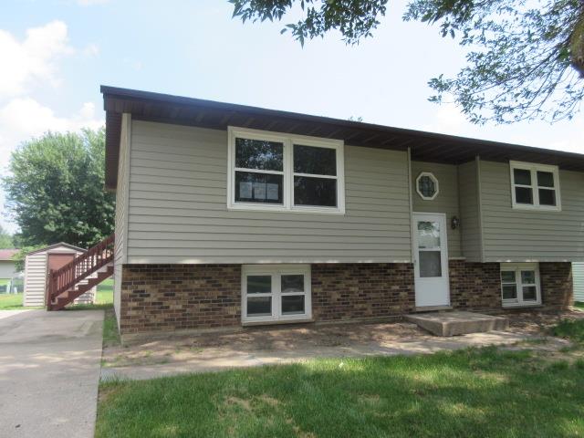 521 3rd St NWDyersville, IA, 52040Dubuque County