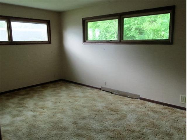 411 2nd St NWElkader, IA, 52043Clayton County