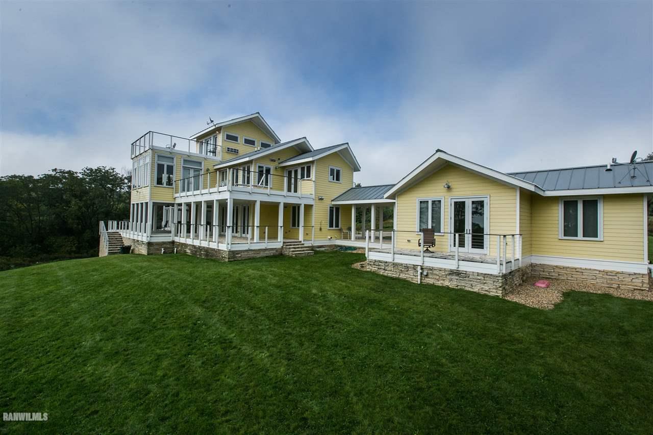 21901MUD LAKE, Sherrill, IA 52073