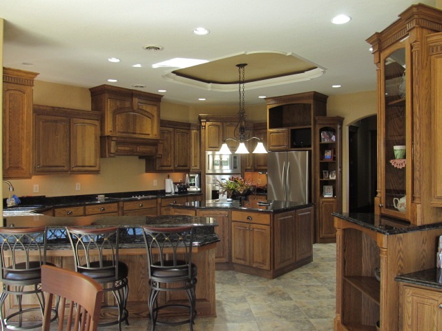 1674 Viking Hills, Decorah, IA 52101
