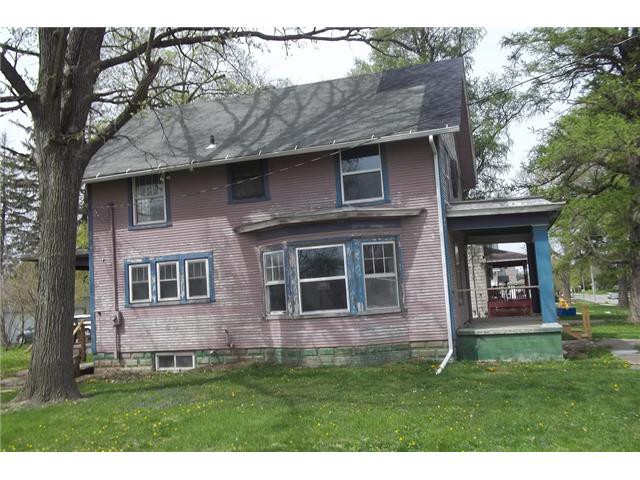 904 Mills StBrooklyn, IA, 52211Poweshiek County
