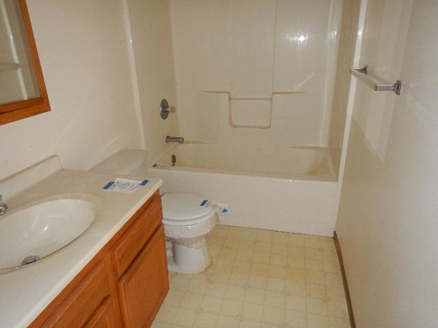 317 Marion Rd SCentral City, IA, 52214Linn County