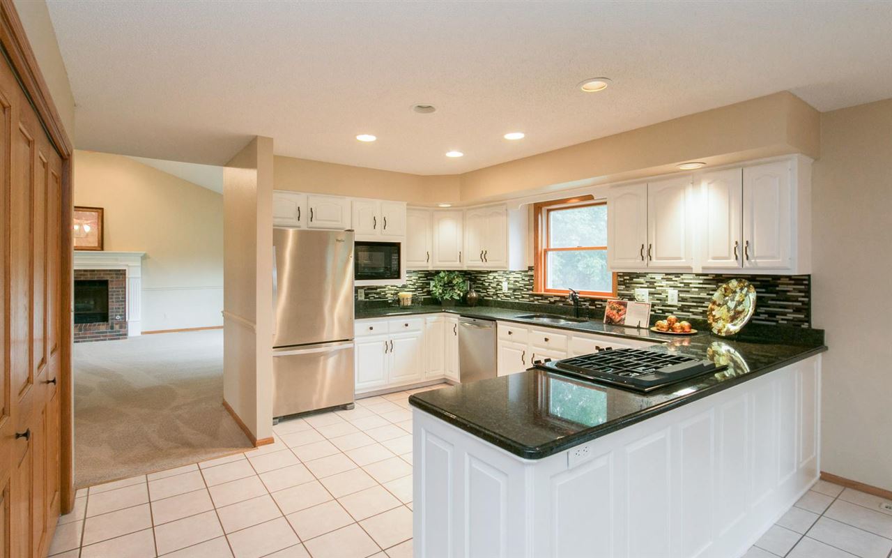 3750Forest Gate Dr NE, Iowa City, IA 52240
