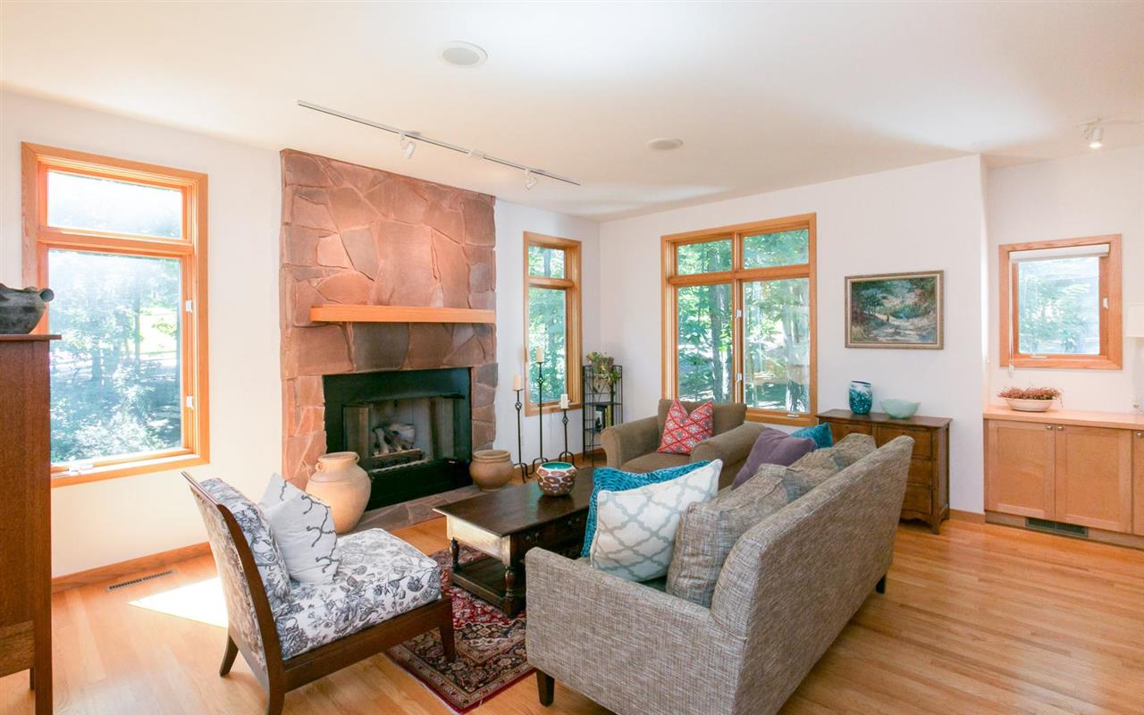 2979Oliver Ln NE, Iowa City, IA 52240