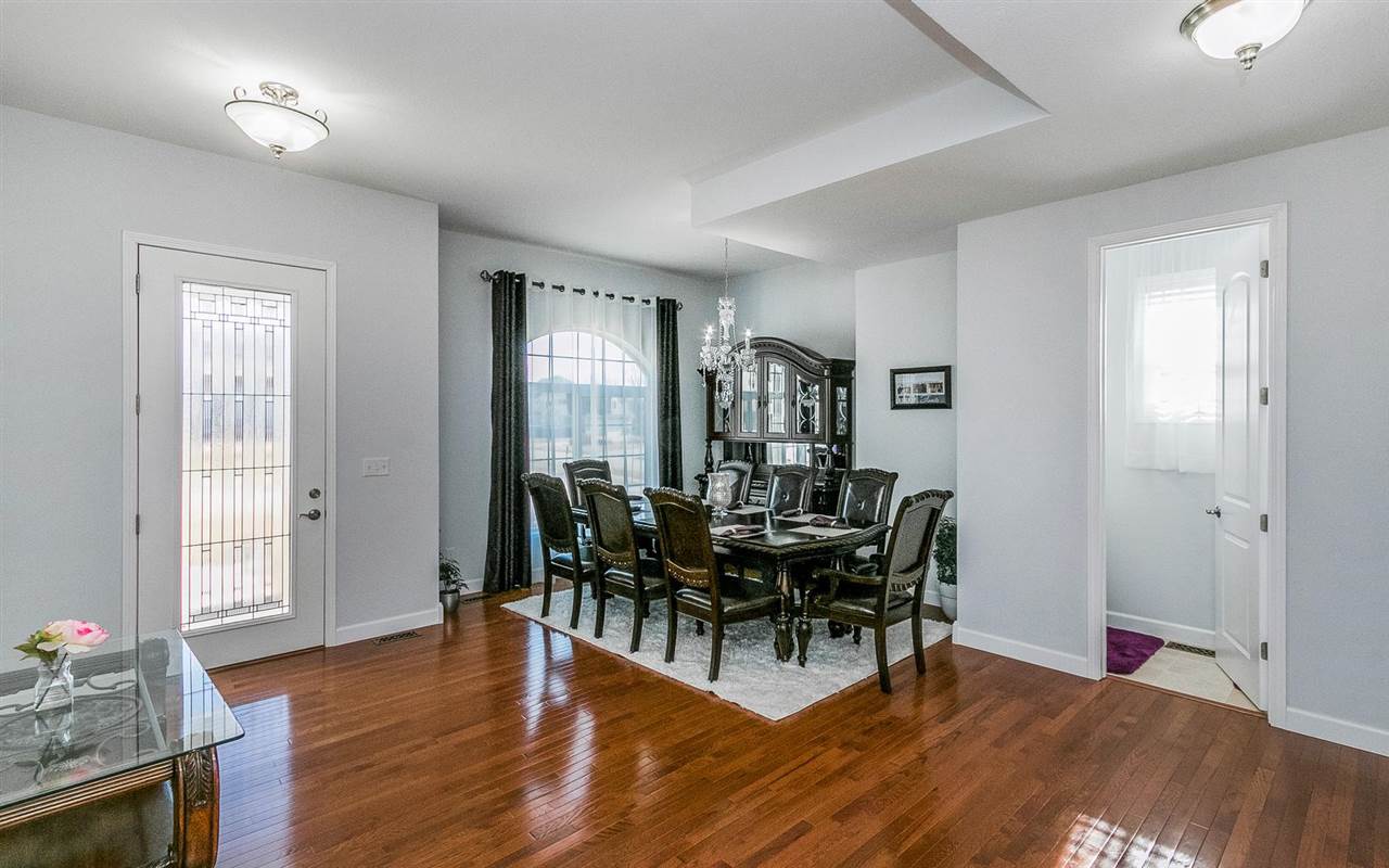 2876Diamond Mil Lane, Coralville, IA 52241