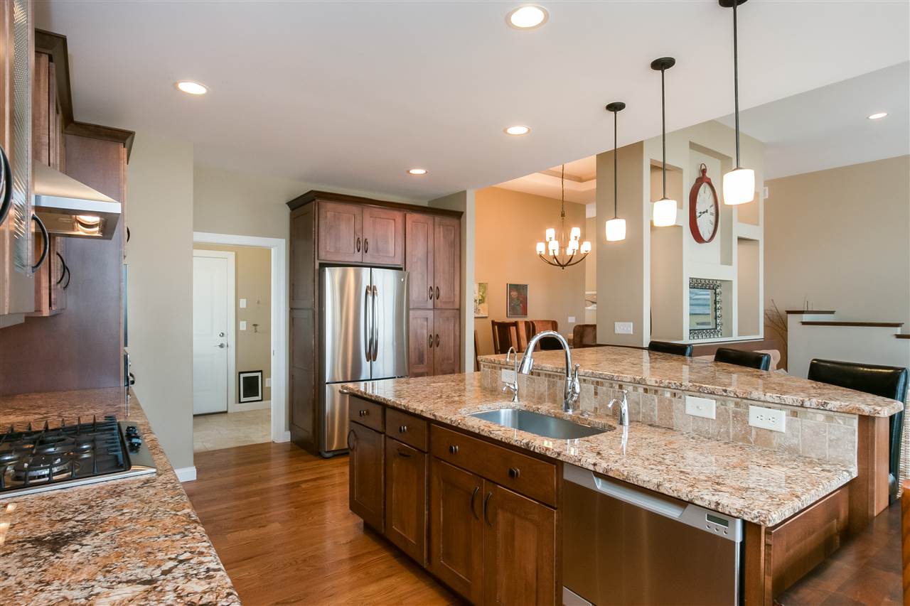 2912Broken Woods Dr, Coralville, IA 52241