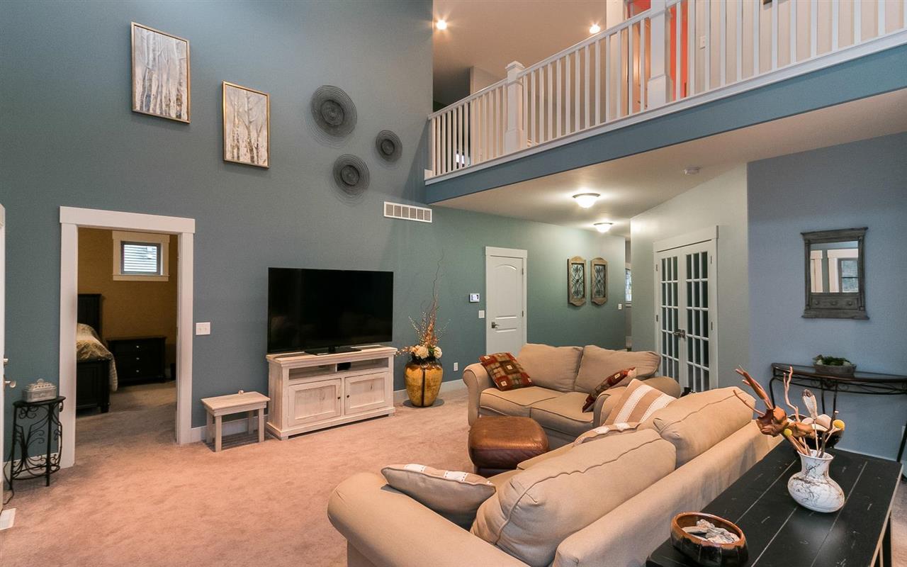 2448MUDDY CREEK LN, Coralville, IA 52241