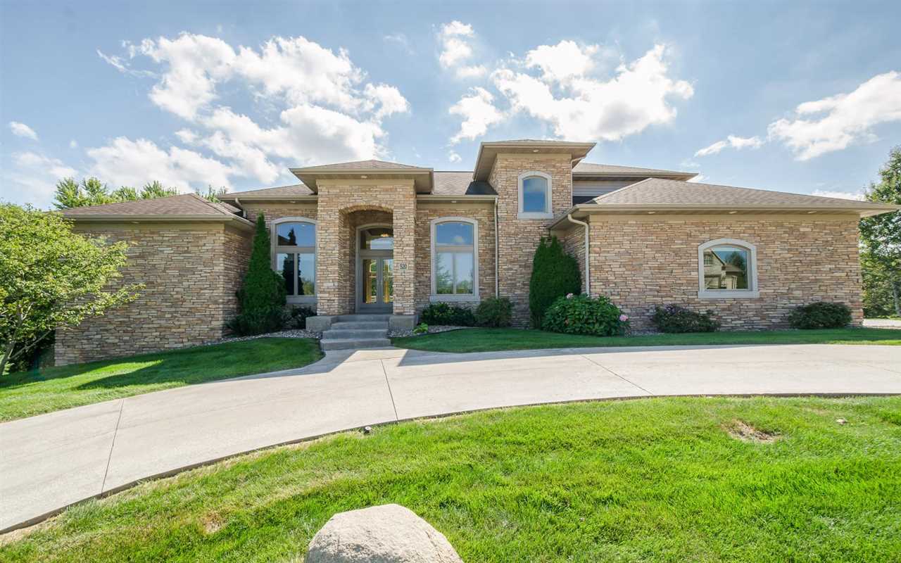 520Highland Park Ave, Coralville, IA 52241