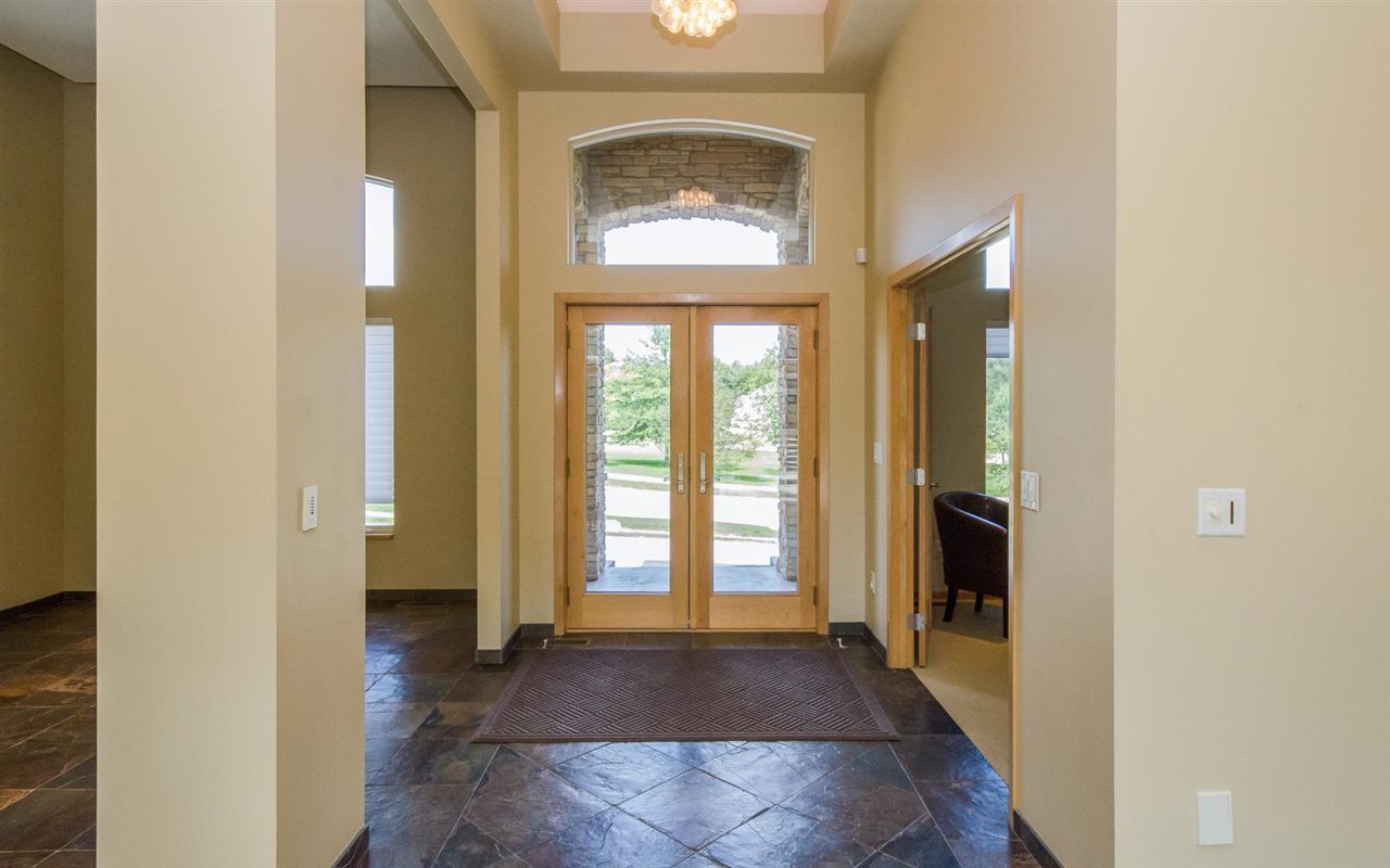 520Highland Park Ave, Coralville, IA 52241
