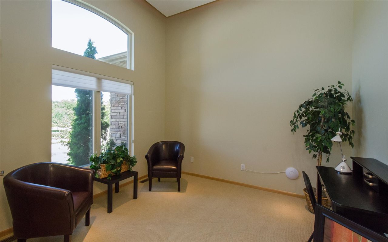 520Highland Park Ave, Coralville, IA 52241