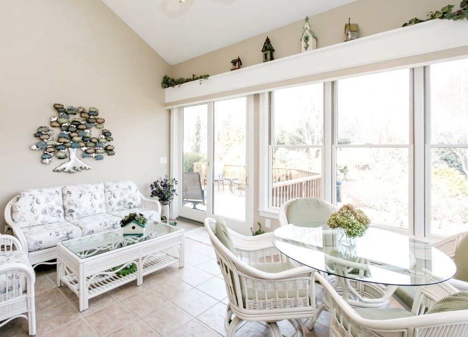 2344 E Washington, Iowa City, IA 52245