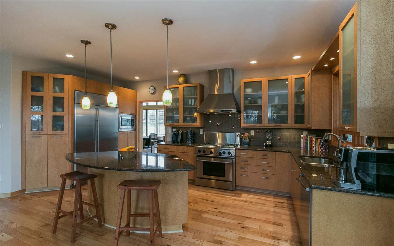 84Crabapple Ct, Iowa City, IA 52246