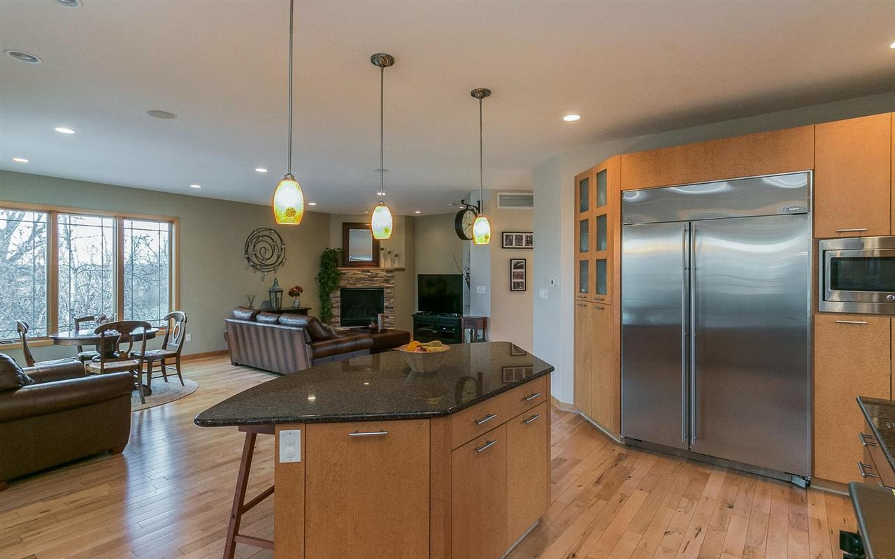 84Crabapple Ct, Iowa City, IA 52246