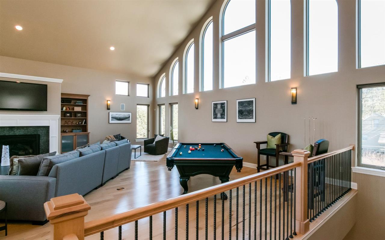 901Park Rd, Iowa City, IA 52246
