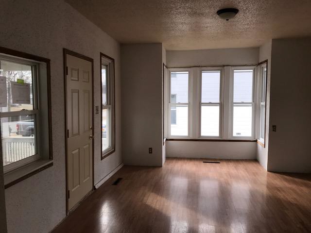 1020 9th StMarion, IA, 52302Linn County