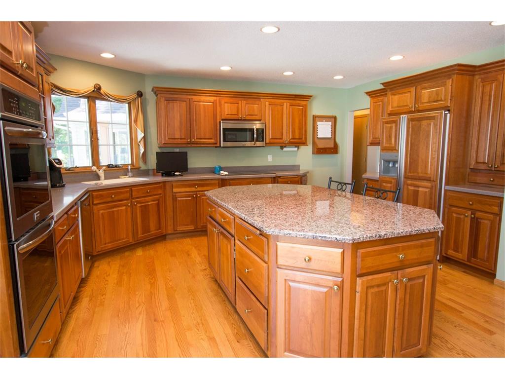 1433 Linn Ridge Road, Mt Vernon, IA 52314