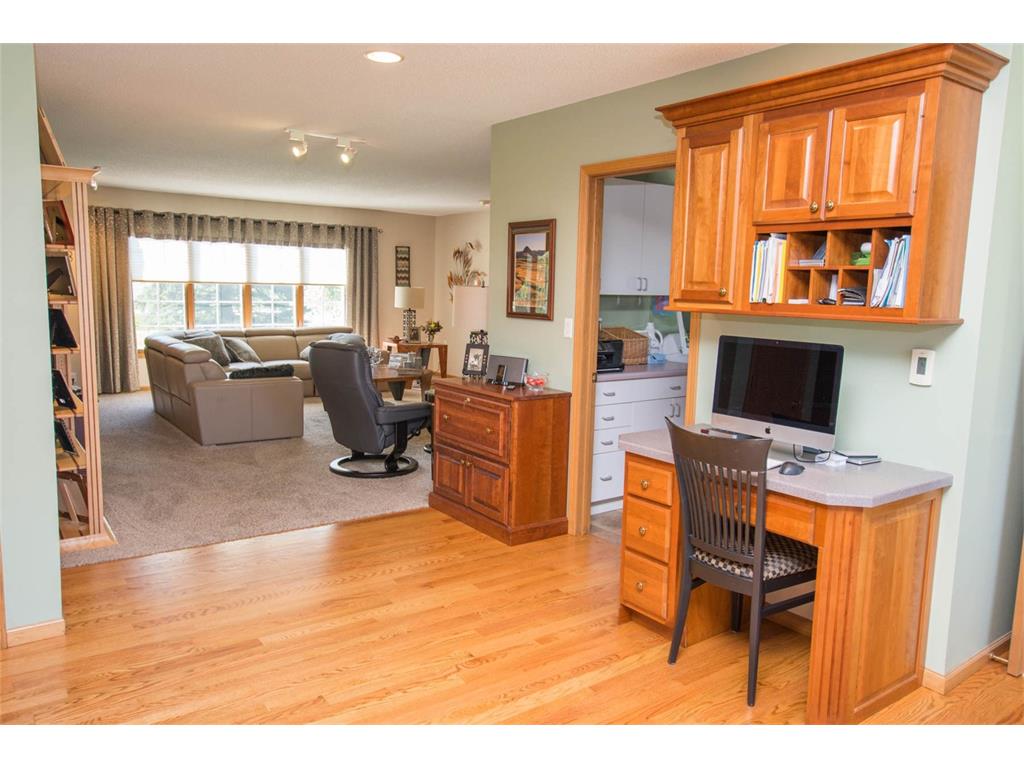 1433 Linn Ridge Road, Mt Vernon, IA 52314