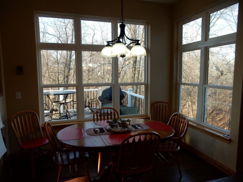 1565 Ironwood Ln, North Liberty, IA 52317