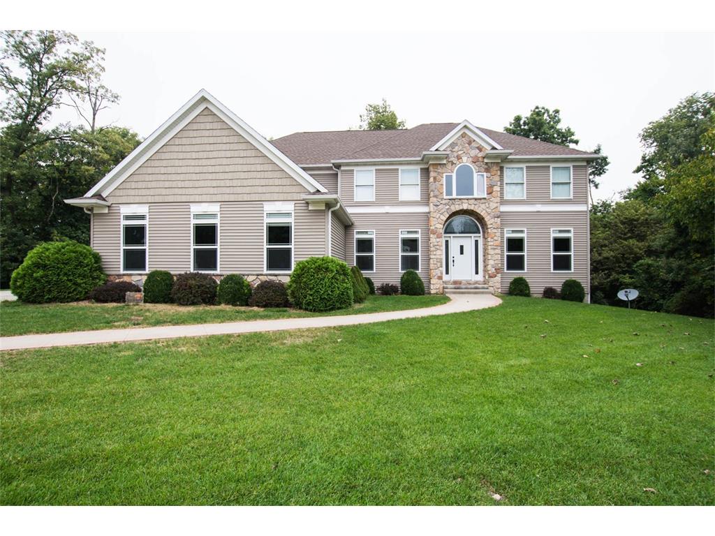 440 Sycamore Court, Robins, IA 52328