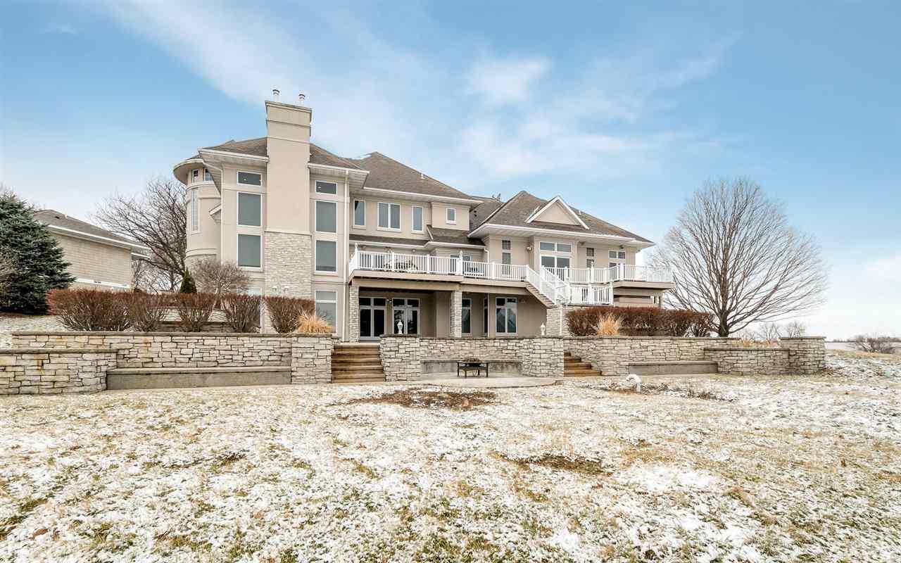 3875Lake Vista Dr. NE, Solon, IA 52333