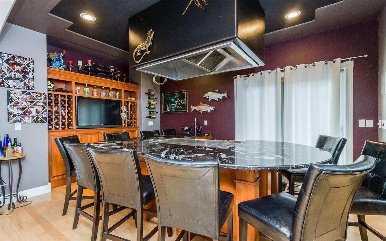 3875Lake Vista Dr. NE, Solon, IA 52333