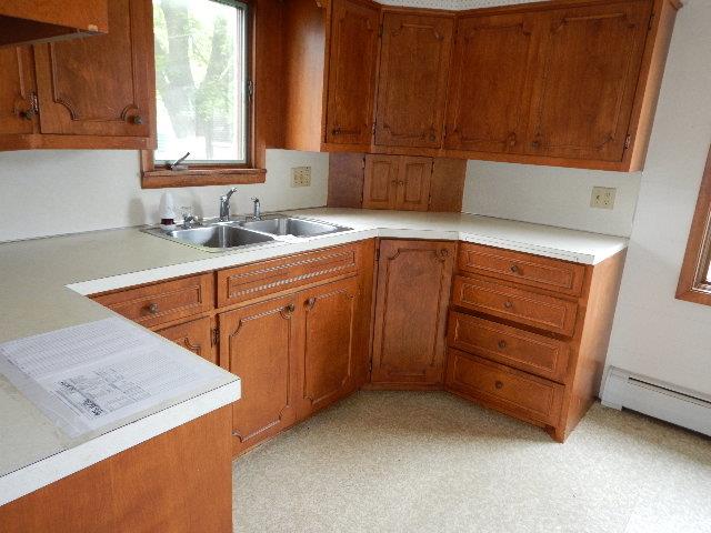 204 6th StVan Horne, IA, 52346Benton County