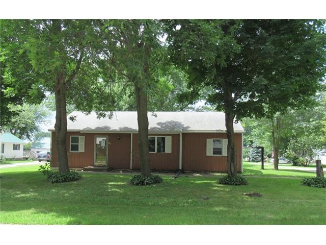 504 Park StWalker, IA, 52352Linn County