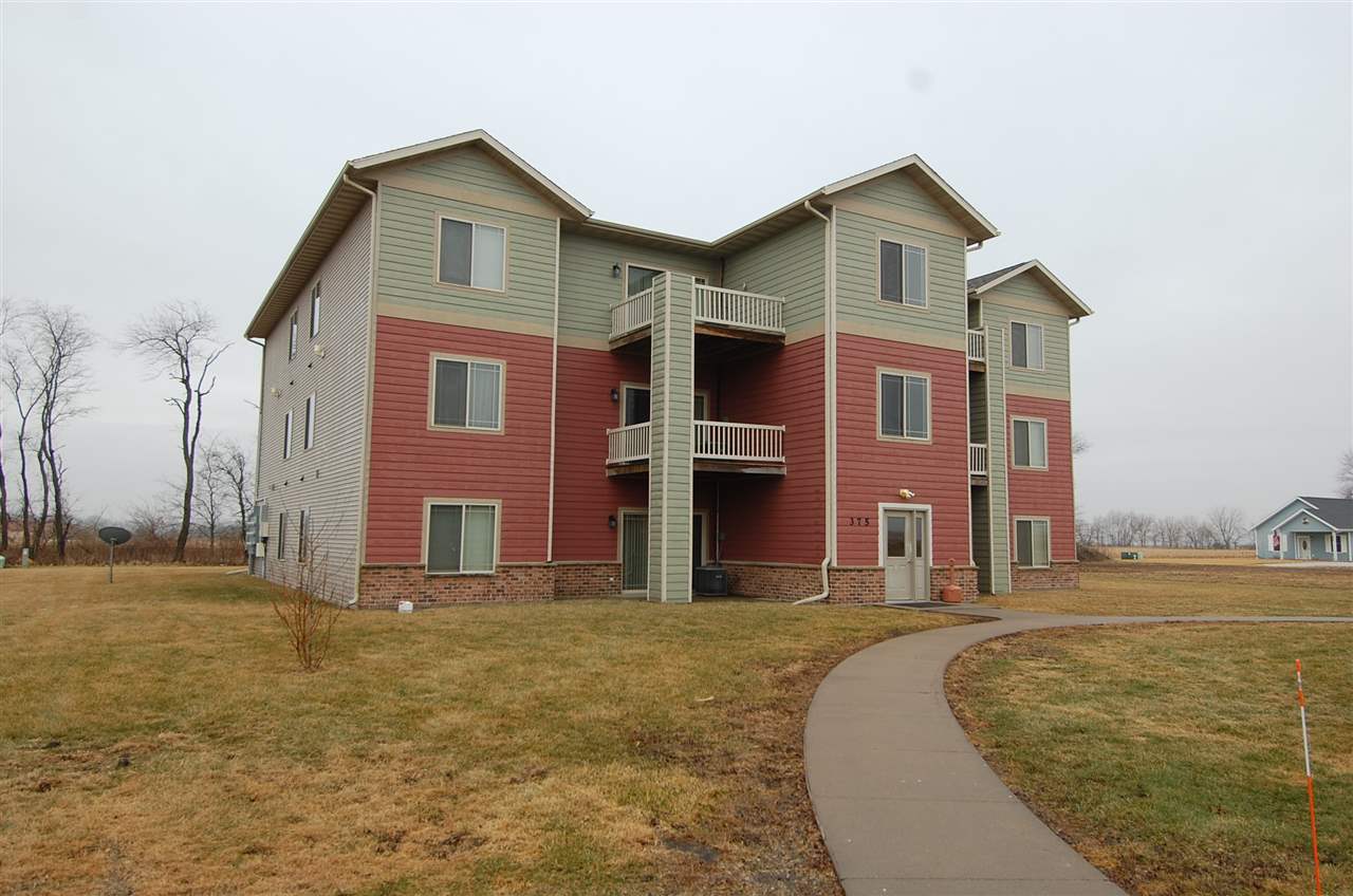 325 &amp; 375 W 18th, Washington, IA 52353