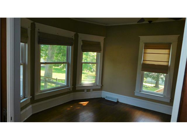 914 Elm StWilliamsburg, IA, 52361Iowa County