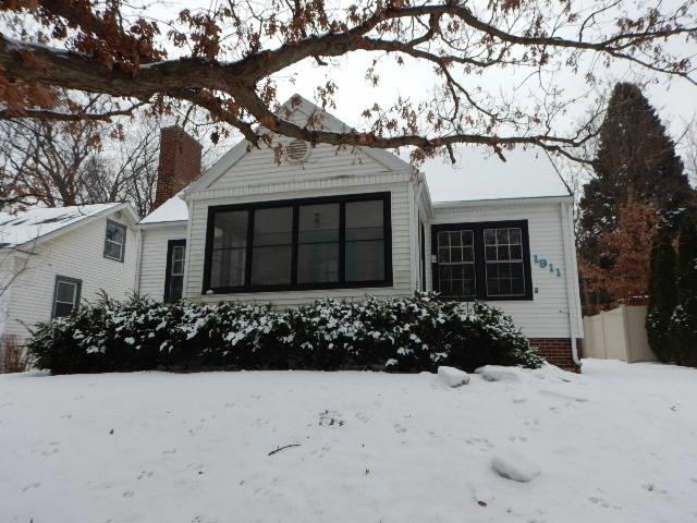 1911 C Ave NECedar Rapids, IA, 52402Linn County
