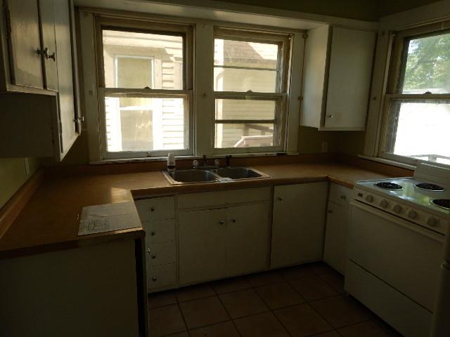 1650 A Ave NECedar Rapids, IA, 52402Linn County