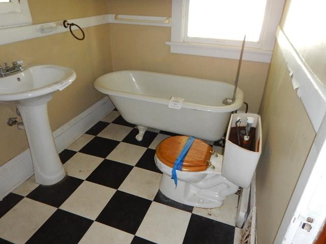 1650 A Ave NECedar Rapids, IA, 52402Linn County