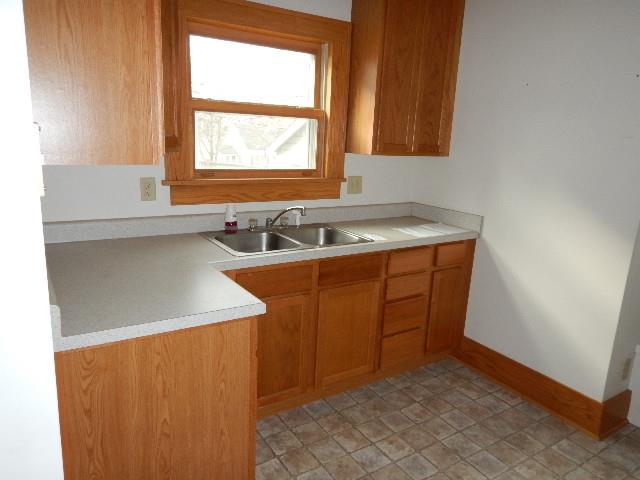 1738 Higley Ave SECedar Rapids, IA, 52403Linn County