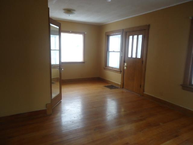 370 18th St SECedar Rapids, IA, 52403Linn County