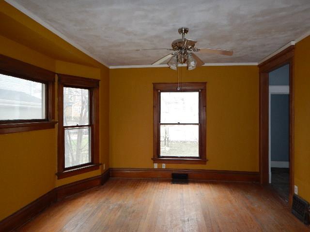 390 17th St SECedar Rapids, IA, 52403Linn County