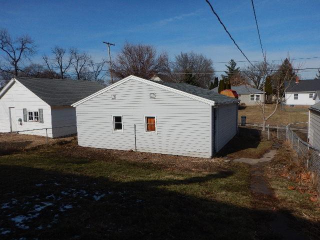 654 19th Ave SWCedar Rapids, IA, 52404Linn County