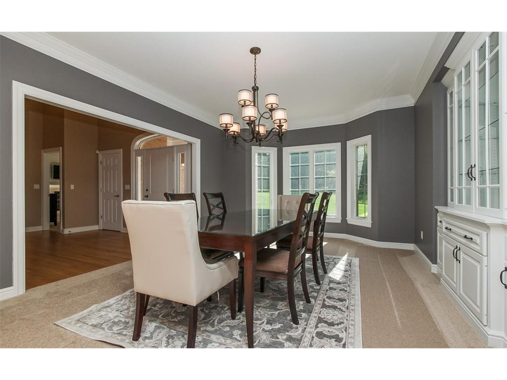 3985 Greystone Drive NE, Cedar Rapids, IA 52411