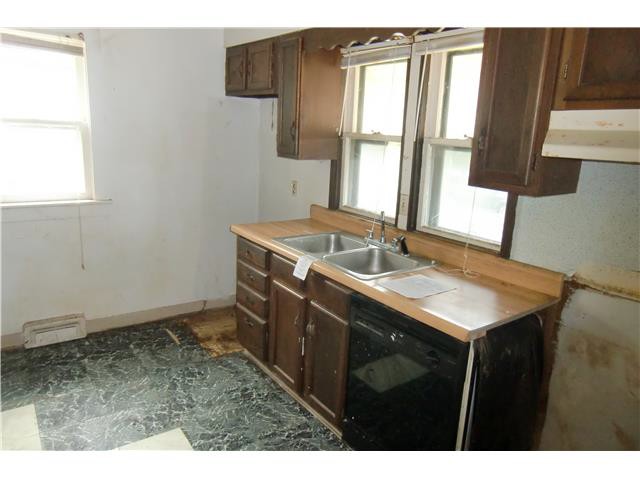 1621 S Main StCenterville, IA, 52544Appanoose County