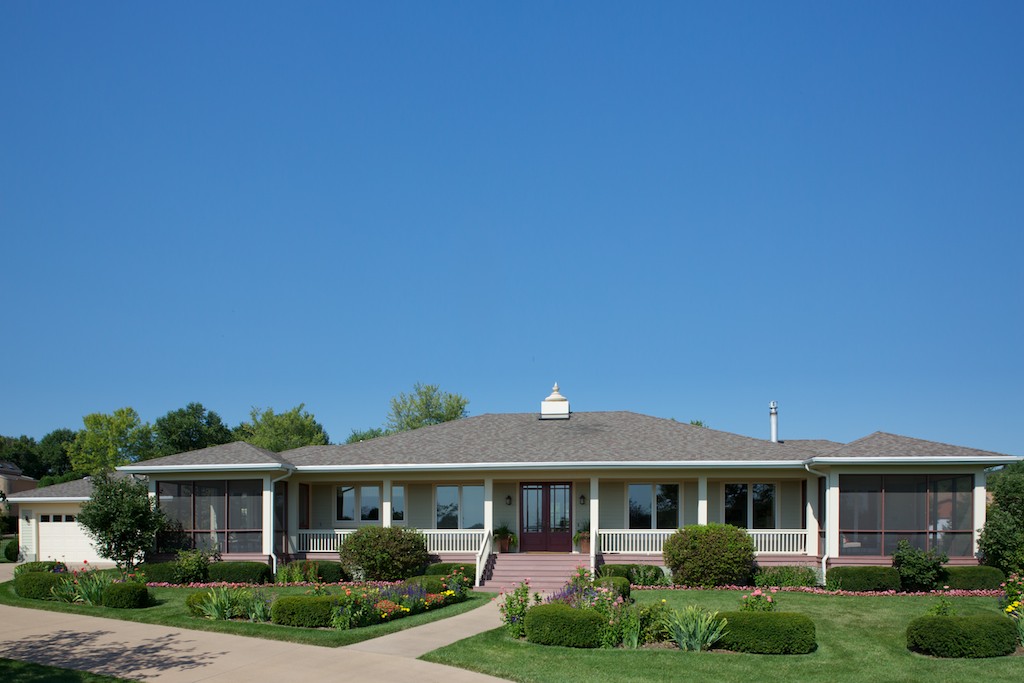 1109 Lakeview Dr, Fairfield, IA 52556