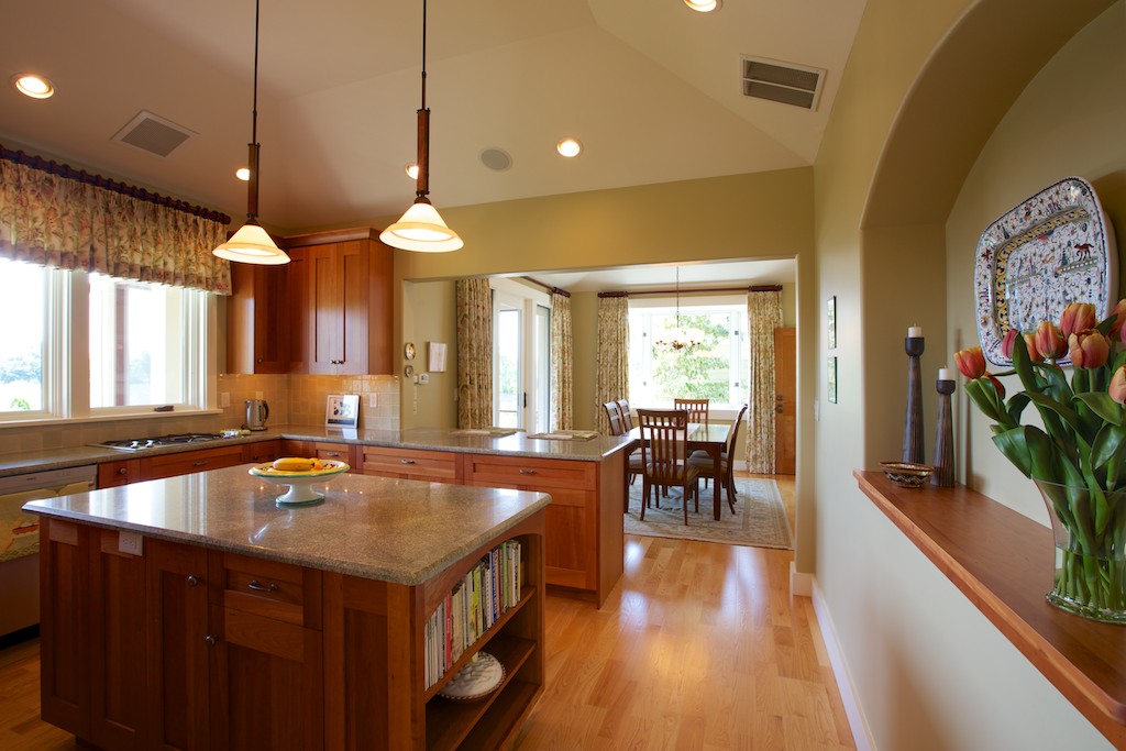 1109 Lakeview Dr, Fairfield, IA 52556