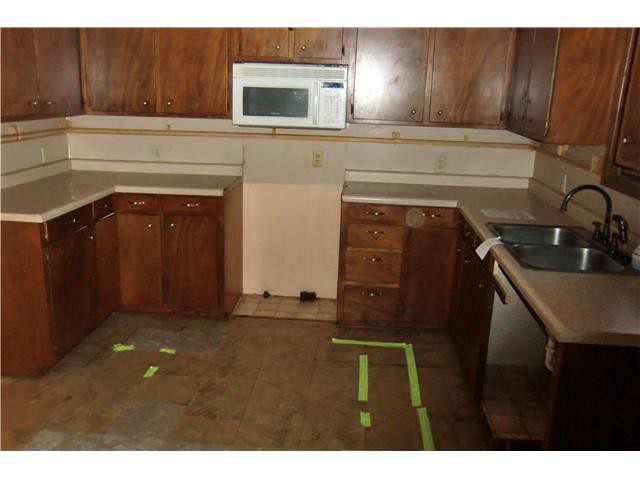 709 9th Ave WOskaloosa, IA, 52577Mahaska County