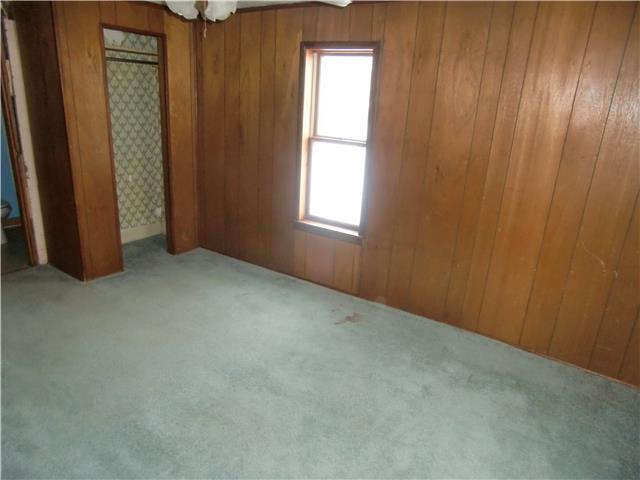 2377 Pilgrim PathOskaloosa, IA, 52577Mahaska County