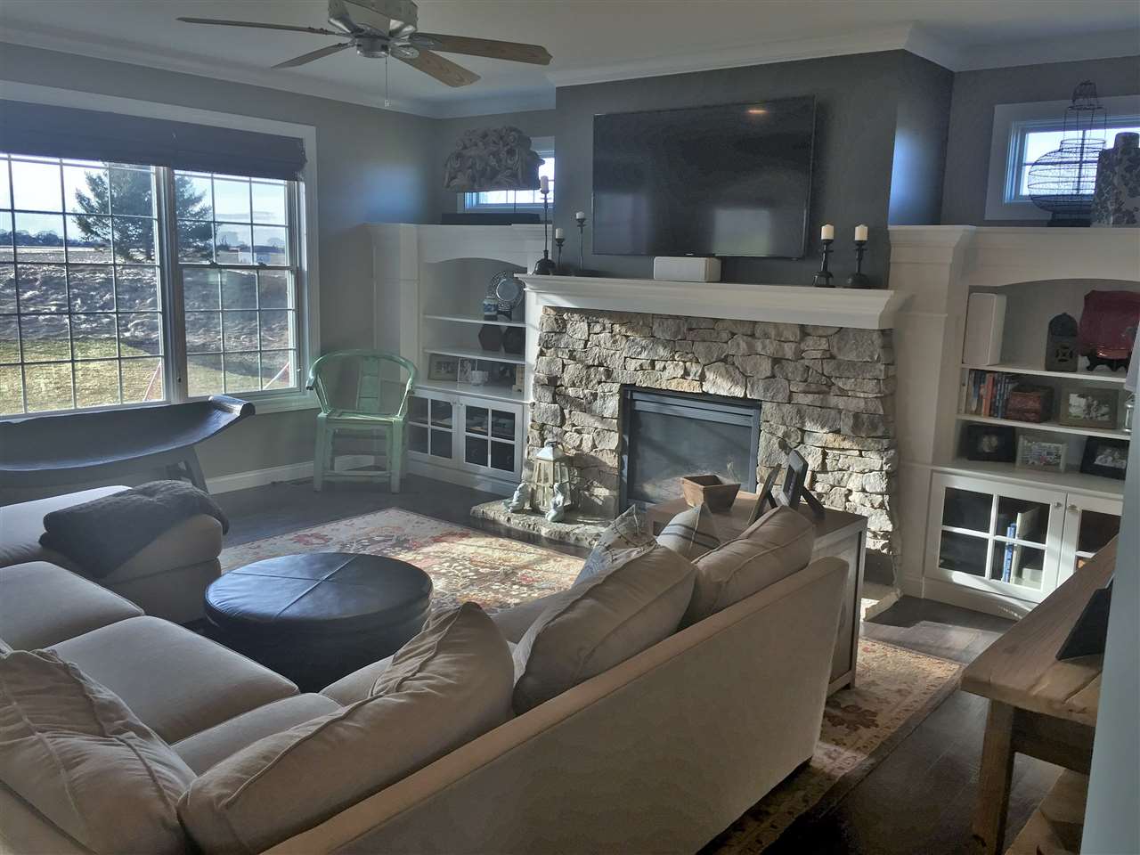 6536BLACKBERRY Lane, Bettendorf, IA 52722