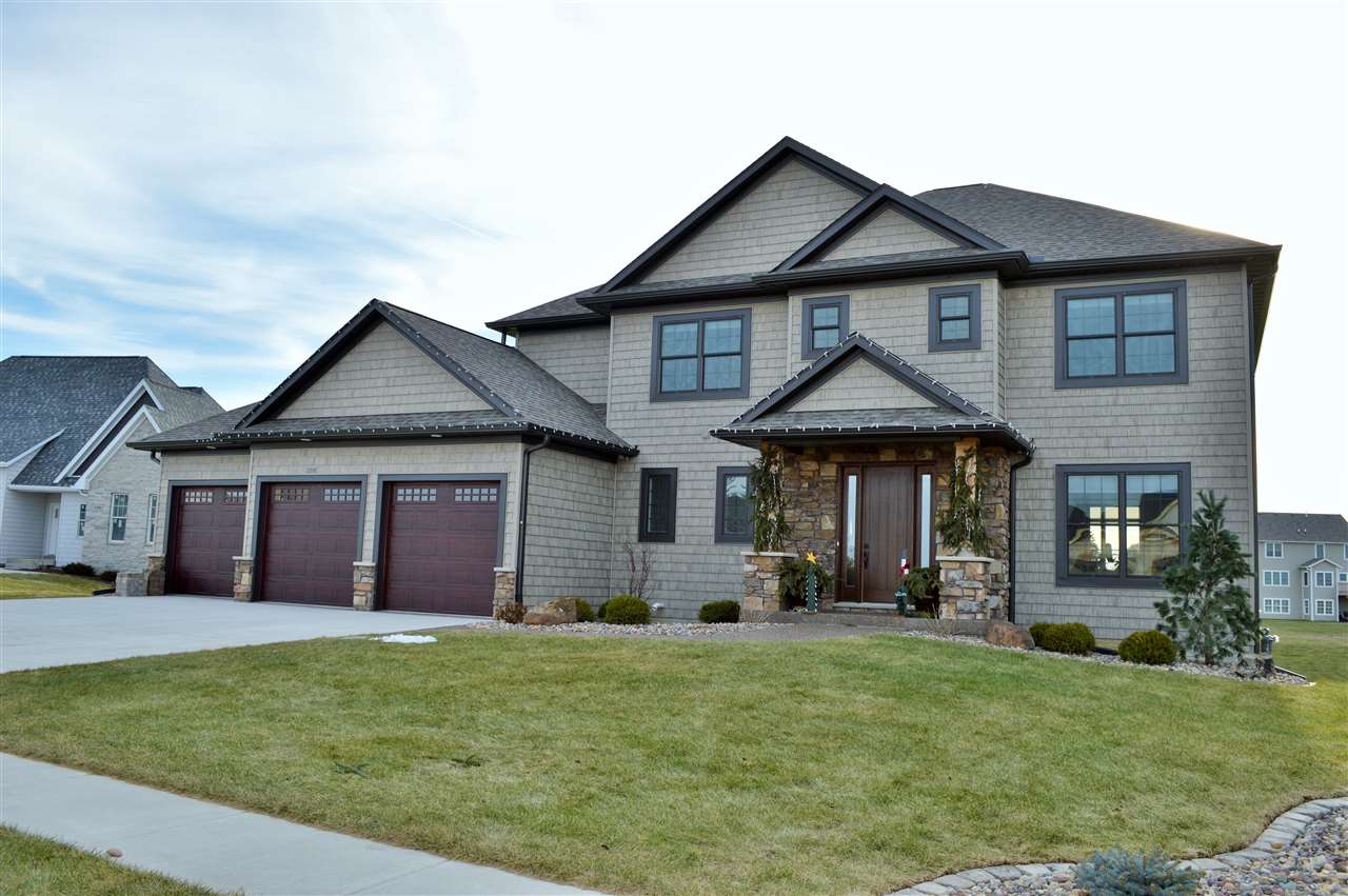 5510WILLMEYER Drive, Bettendorf, IA 52722