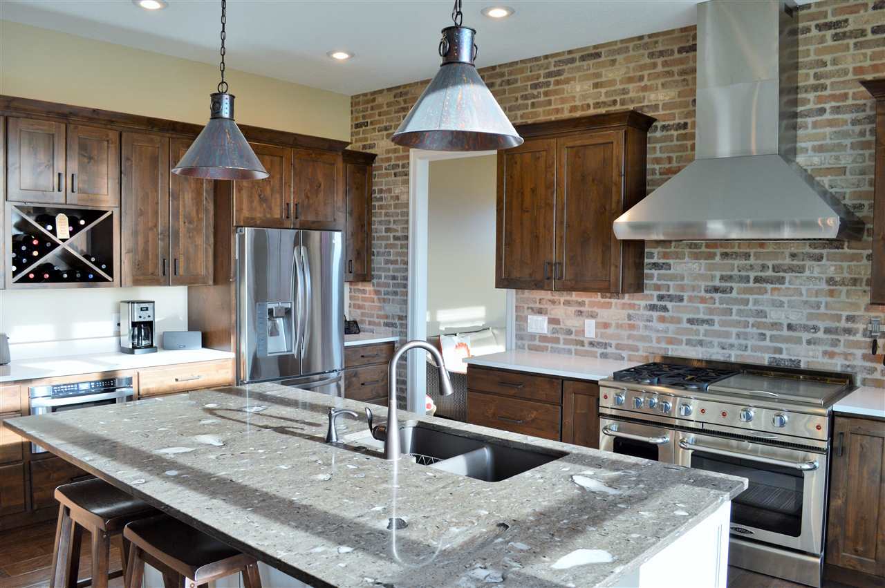 5510WILLMEYER Drive, Bettendorf, IA 52722