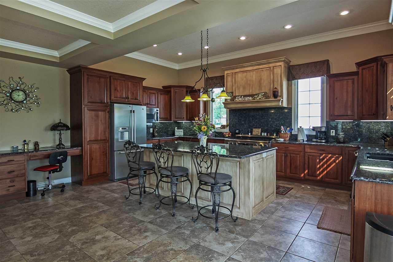 5021PIGEON CREEK Trail, Bettendorf, IA 52722